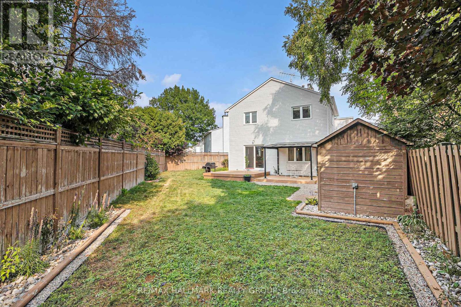 270 Mceachern Crescent, Ottawa, Ontario  K1E 3K5 - Photo 28 - X12821584