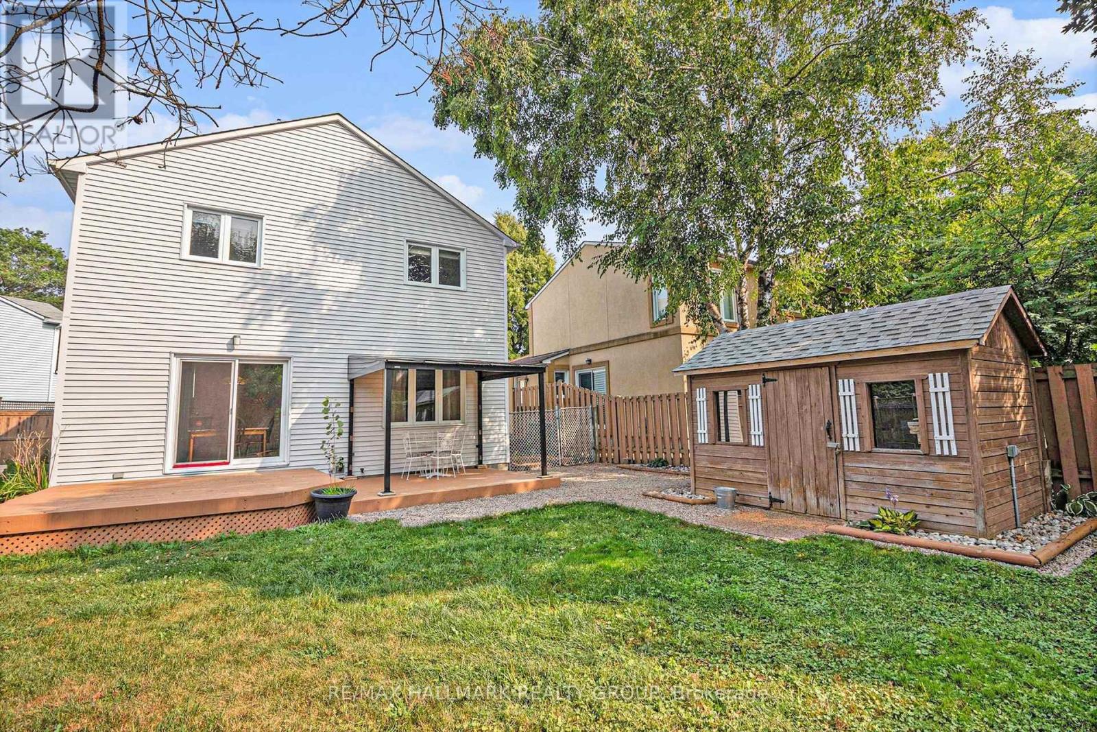 270 Mceachern Crescent, Ottawa, Ontario  K1E 3K5 - Photo 30 - X12821584