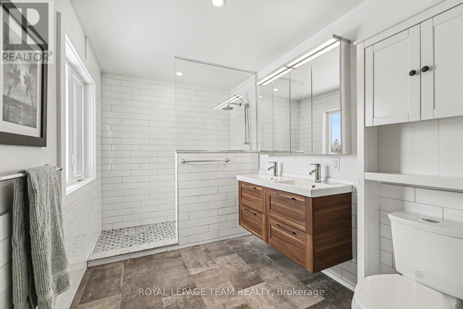 89 Queen Charlotte Street, Ottawa, Ontario  K0A 2Z0 - Photo 23 - X12827638