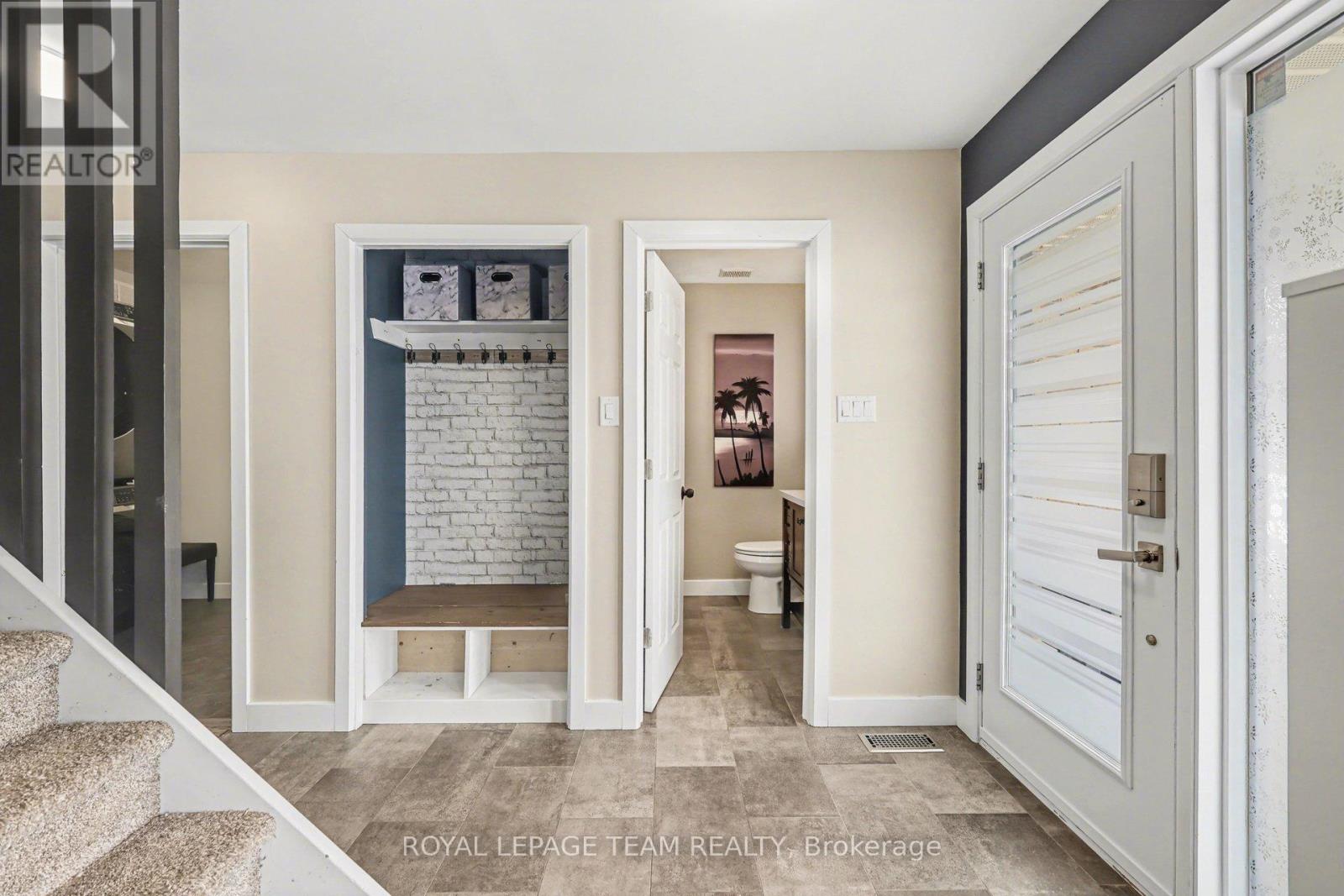 89 Queen Charlotte Street, Ottawa, Ontario  K0A 2Z0 - Photo 5 - X12827638