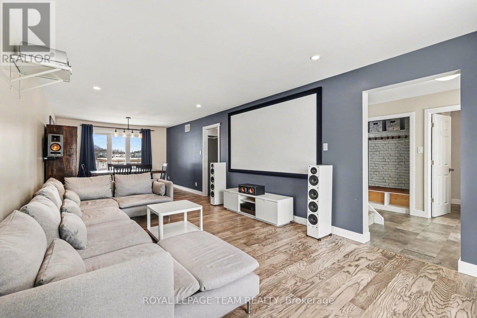 89 Queen Charlotte Street, Ottawa, Ontario  K0A 2Z0 - Photo 7 - X12827638