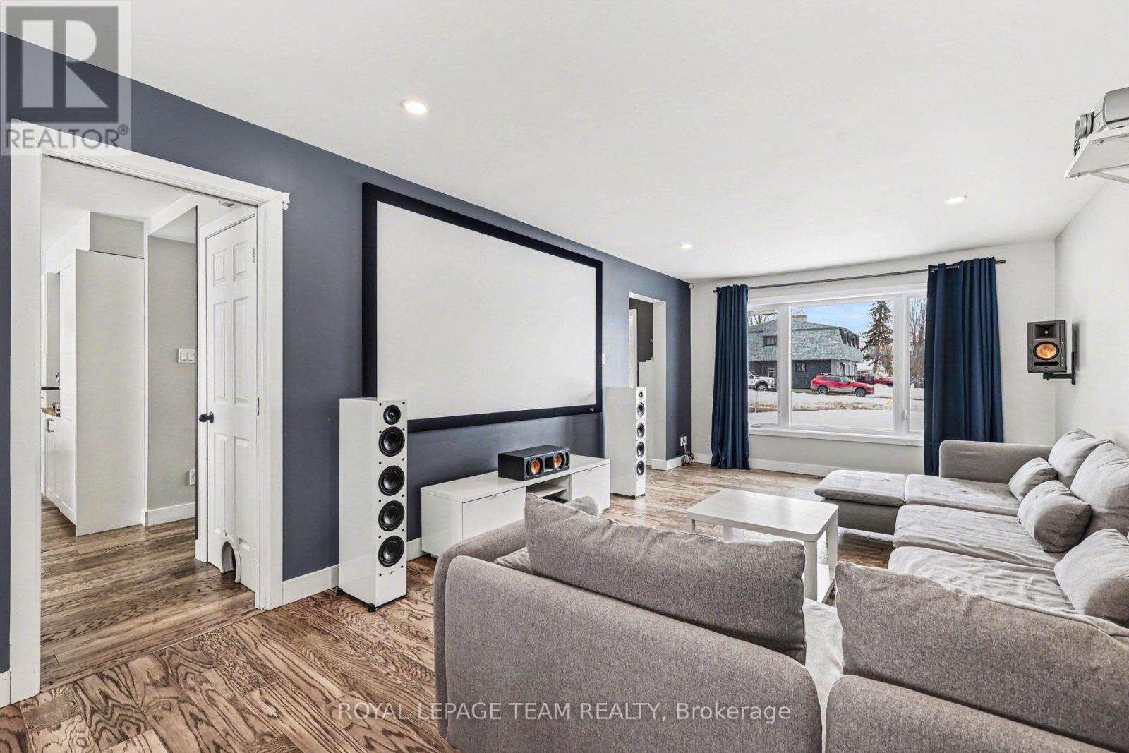 89 Queen Charlotte Street, Ottawa, Ontario  K0A 2Z0 - Photo 8 - X12827638