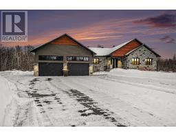 139 ST THOMAS STREET, Russell, Ontario