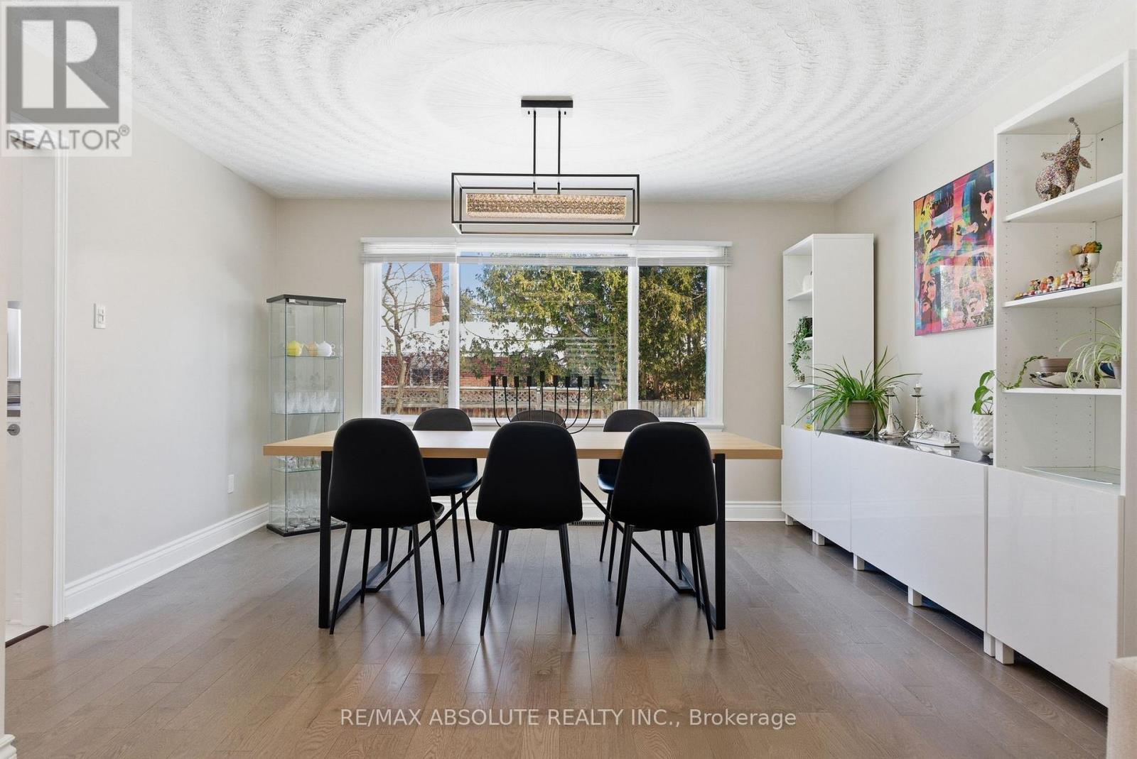 13 Weatherwood Crescent, Ottawa, Ontario  K2E 7C5 - Photo 12 - X12827684