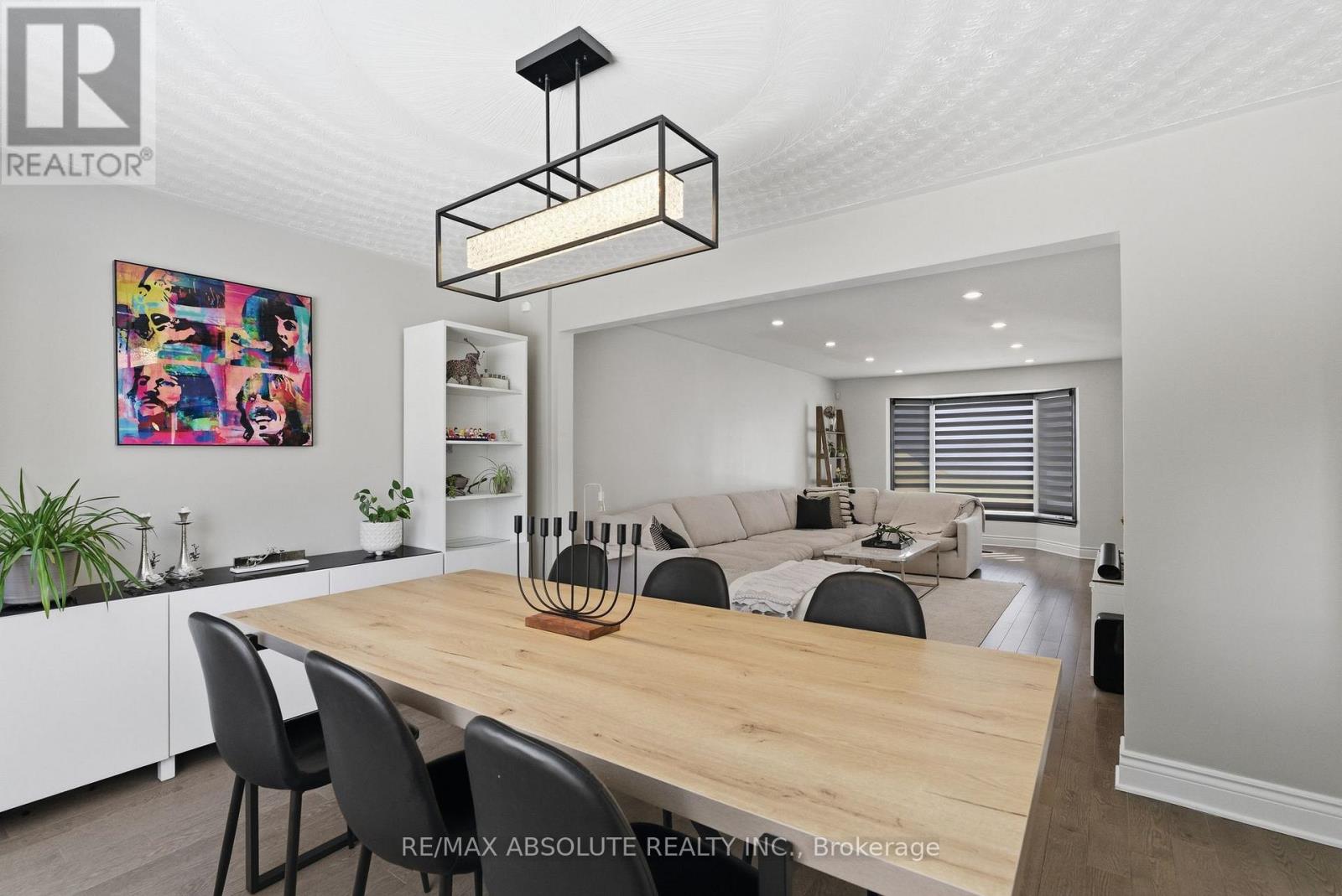 13 Weatherwood Crescent, Ottawa, Ontario  K2E 7C5 - Photo 14 - X12827684