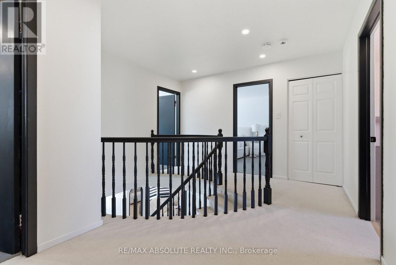 13 Weatherwood Crescent, Ottawa, Ontario  K2E 7C5 - Photo 28 - X12827684