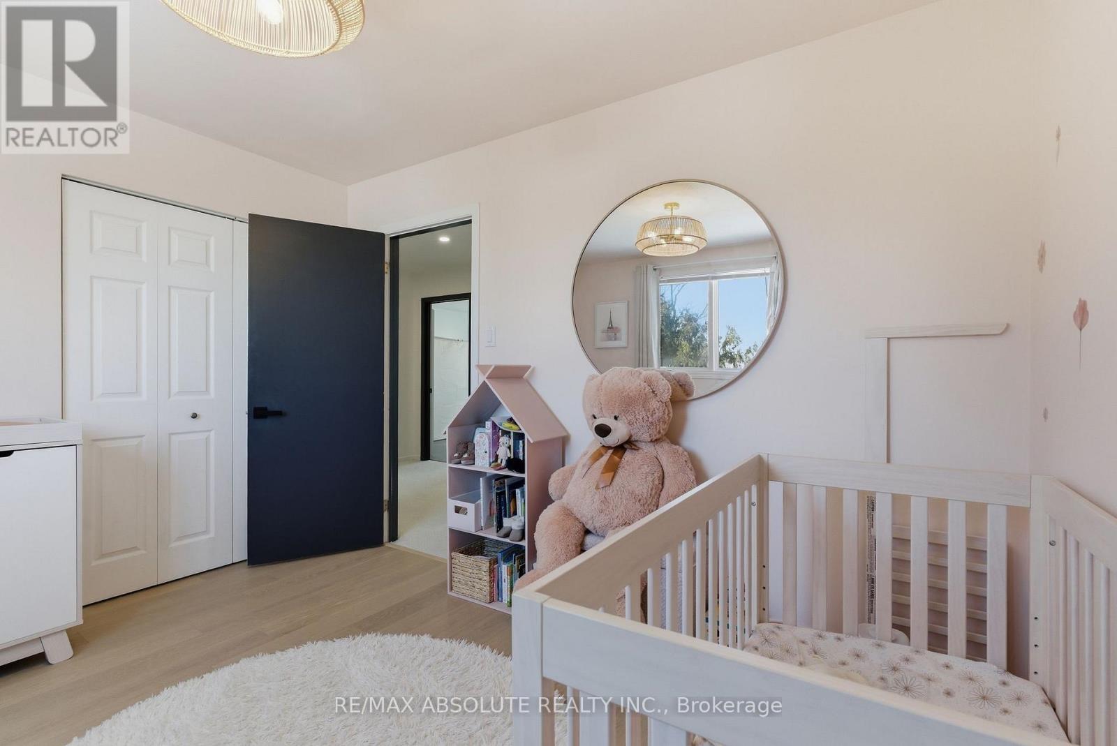 13 Weatherwood Crescent, Ottawa, Ontario  K2E 7C5 - Photo 35 - X12827684