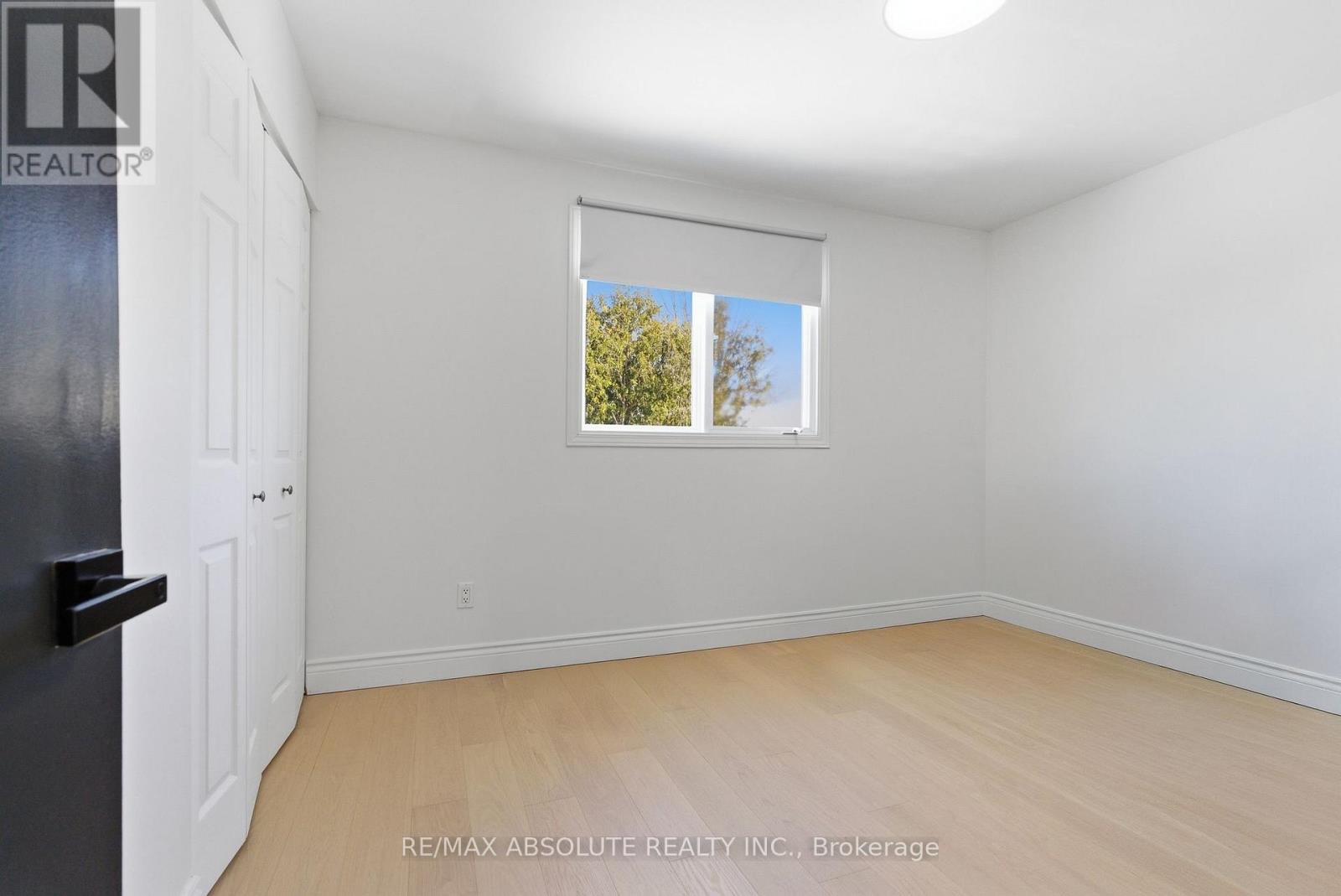 13 Weatherwood Crescent, Ottawa, Ontario  K2E 7C5 - Photo 38 - X12827684