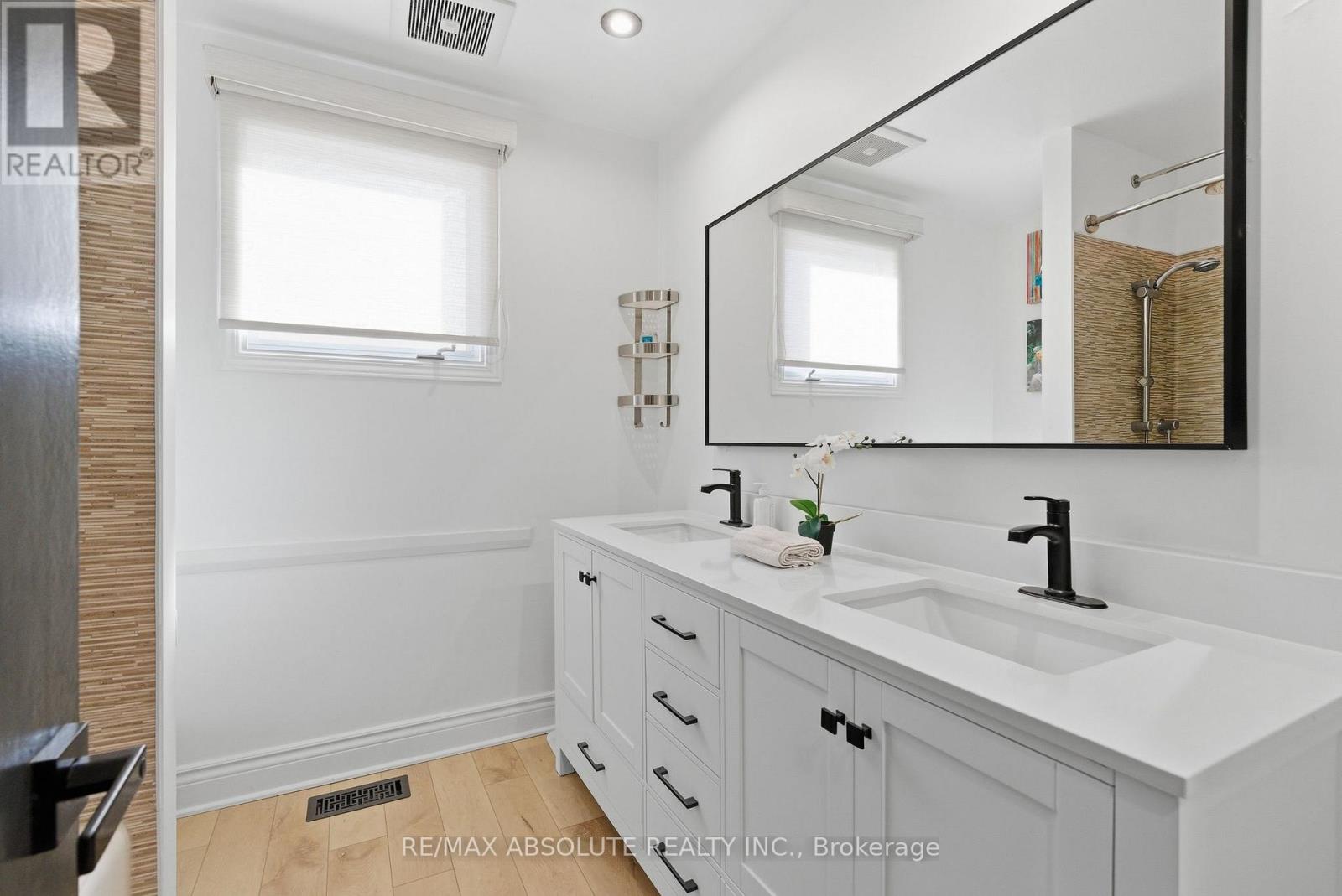 13 Weatherwood Crescent, Ottawa, Ontario  K2E 7C5 - Photo 42 - X12827684