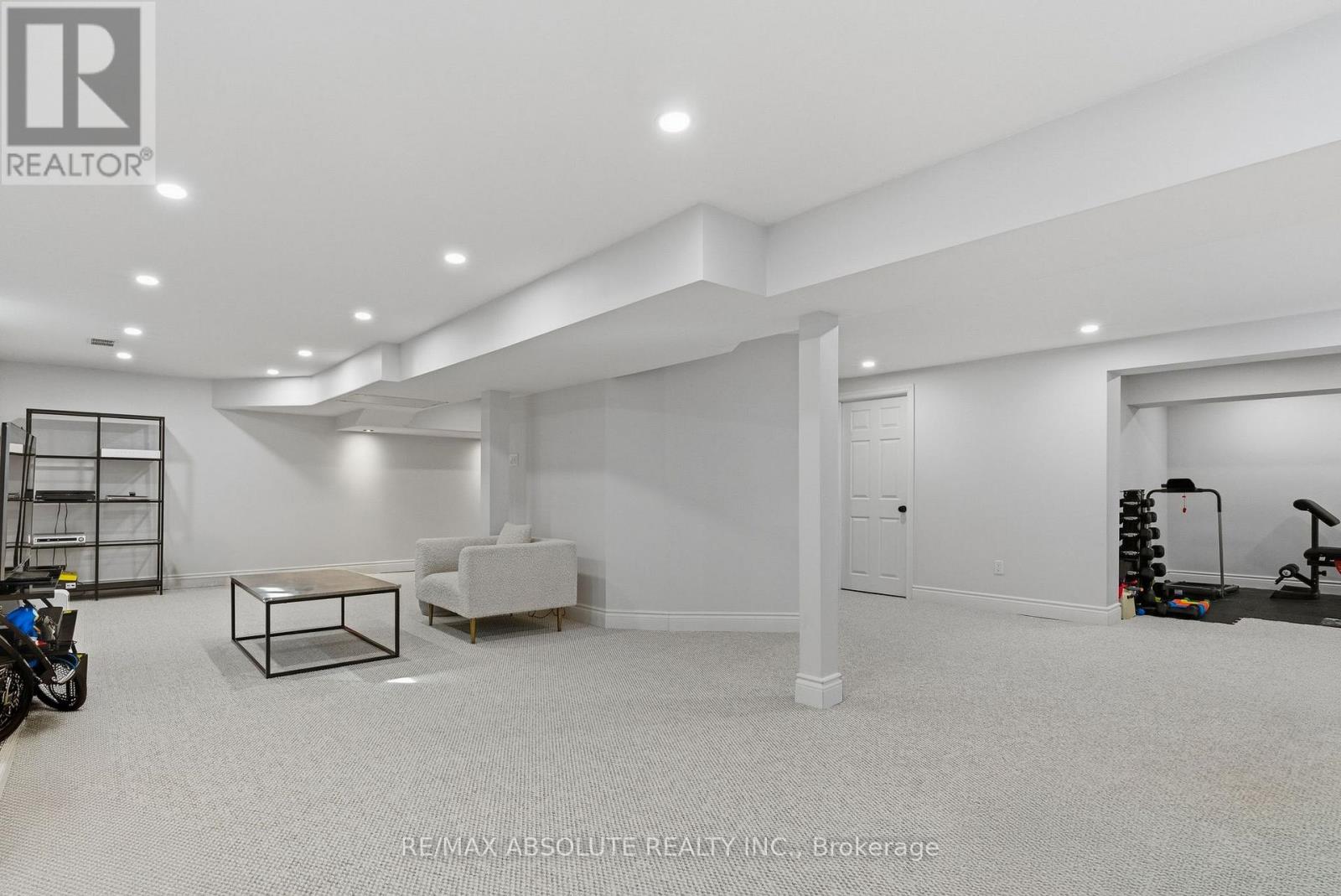 13 Weatherwood Crescent, Ottawa, Ontario  K2E 7C5 - Photo 45 - X12827684