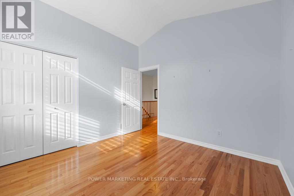 192 Felicity Crescent, Ottawa, Ontario  K1W 0C2 - Photo 11 - X12827686