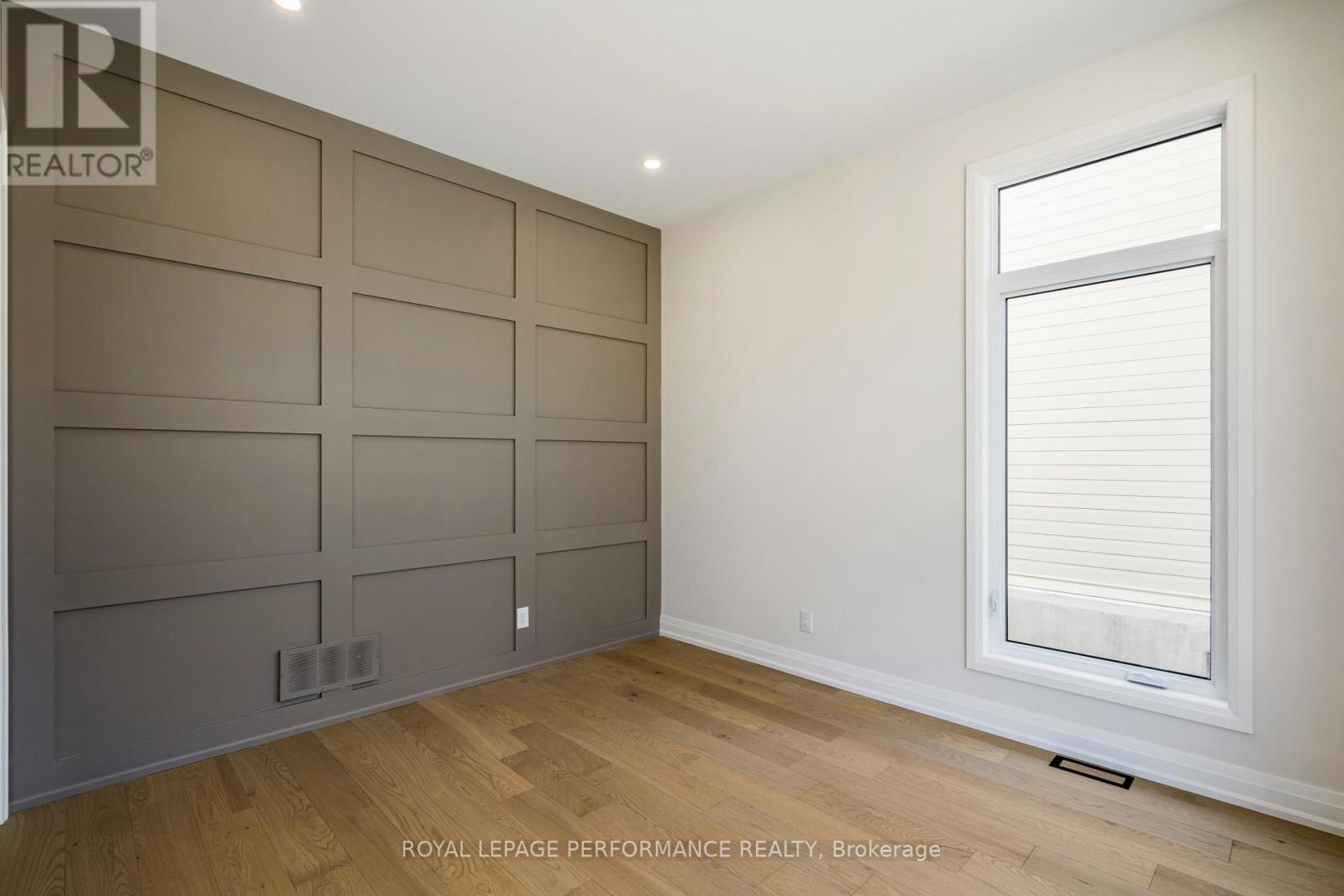 A - 31 Commanda Way, Ottawa, Ontario  K1M 1G1 - Photo 11 - X12827740