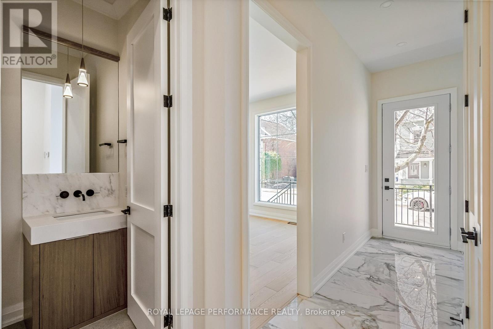 A - 31 Commanda Way, Ottawa, Ontario  K1M 1G1 - Photo 2 - X12827740