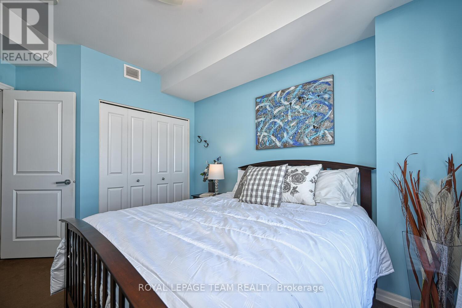 1906 - 90 Landry Street, Ottawa, Ontario K1L 0A9 - Photo 19 - X12827766