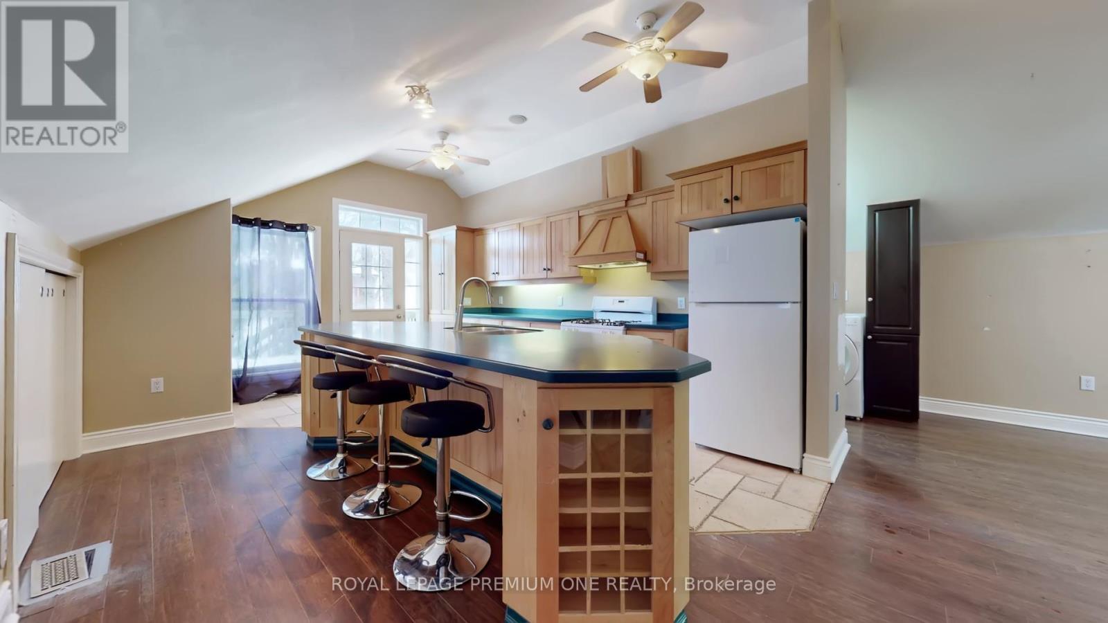 7590 19th Side Road, King, Ontario  L0G 1T0 - Photo 33 - N12826212