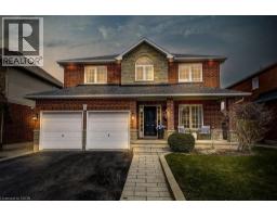 132 ERINGATE Drive, Stoney Creek, Ontario