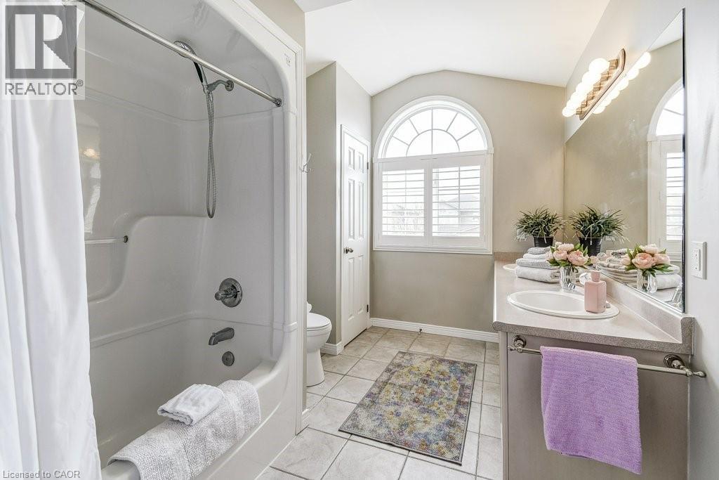 132 Eringate Drive, Stoney Creek, Ontario  L8J 3Y8 - Photo 37 - 40808279