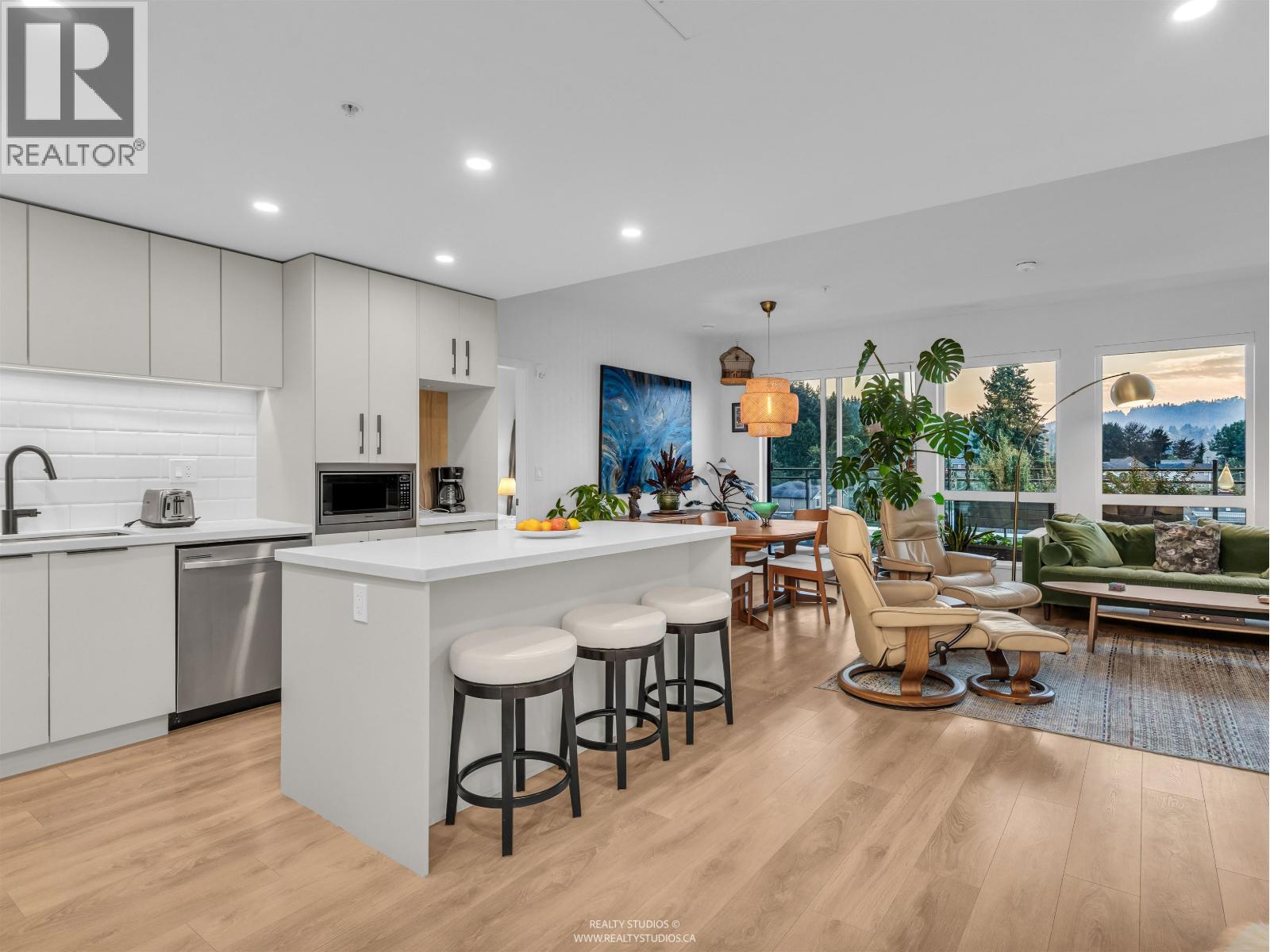 608 3018 St George Street, Port Moody, British Columbia  V3H 0L4 - Photo 4 - R3083772