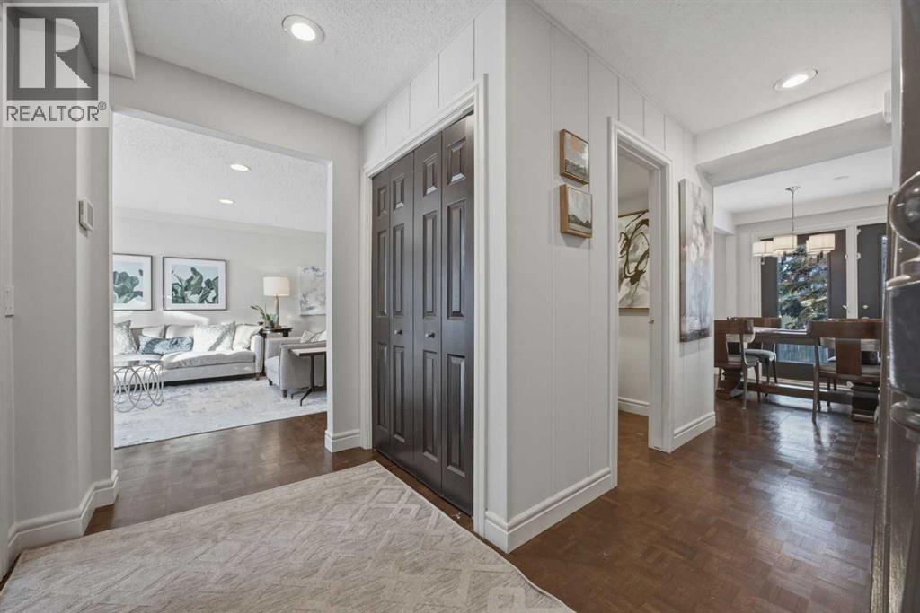 1136 Kildonan Place Sw, Calgary, Alberta  T2V 4B1 - Photo 2 - A2287902