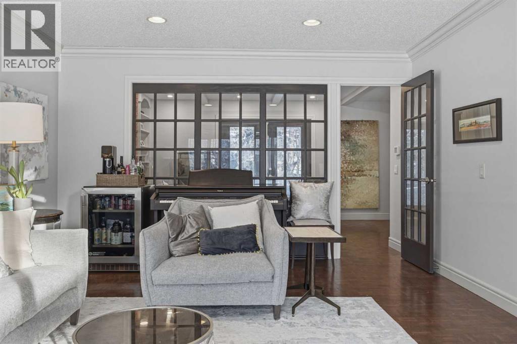 1136 Kildonan Place Sw, Calgary, Alberta  T2V 4B1 - Photo 7 - A2287902