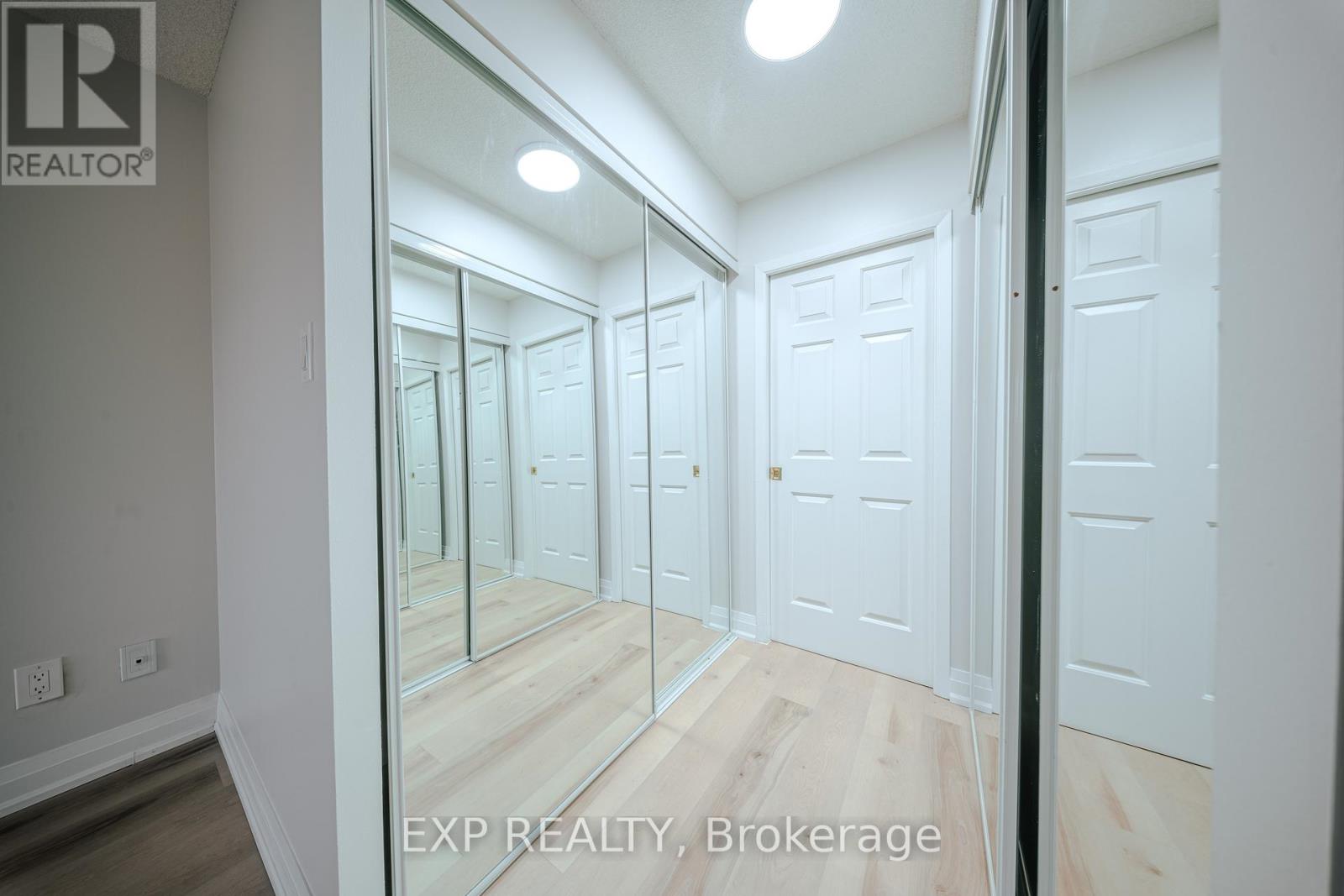 310 - 268 Ridley Boulevard, Toronto, Ontario  M5M 4N3 - Photo 27 - C12827658