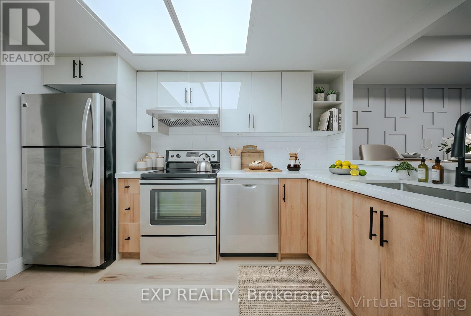 310 - 268 Ridley Boulevard, Toronto, Ontario  M5M 4N3 - Photo 6 - C12827658