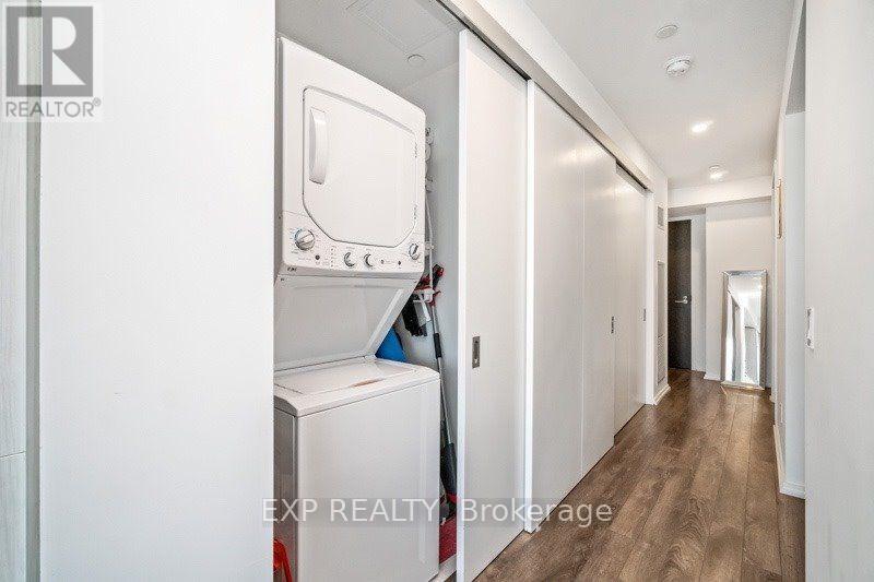 2003 - 197 Yonge Street, Toronto, Ontario  M5B 1M4 - Photo 15 - C12827770