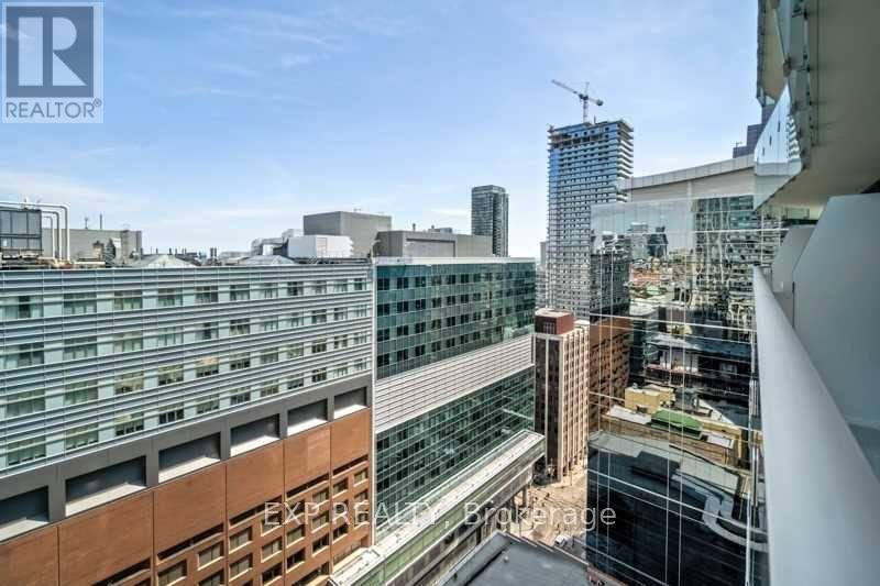 2003 - 197 Yonge Street, Toronto, Ontario  M5B 1M4 - Photo 23 - C12827770