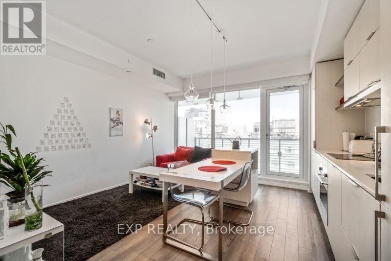 2003 - 197 Yonge Street, Toronto, Ontario  M5B 1M4 - Photo 7 - C12827770