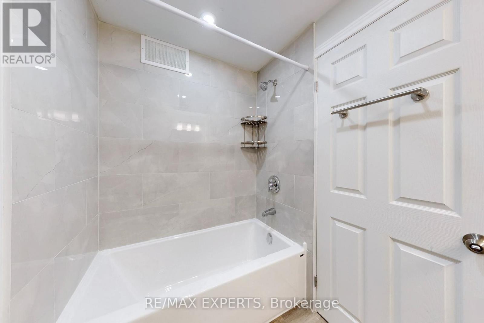14 Snowy Owl Way, Toronto, Ontario  M1X 0B4 - Photo 11 - E12827666