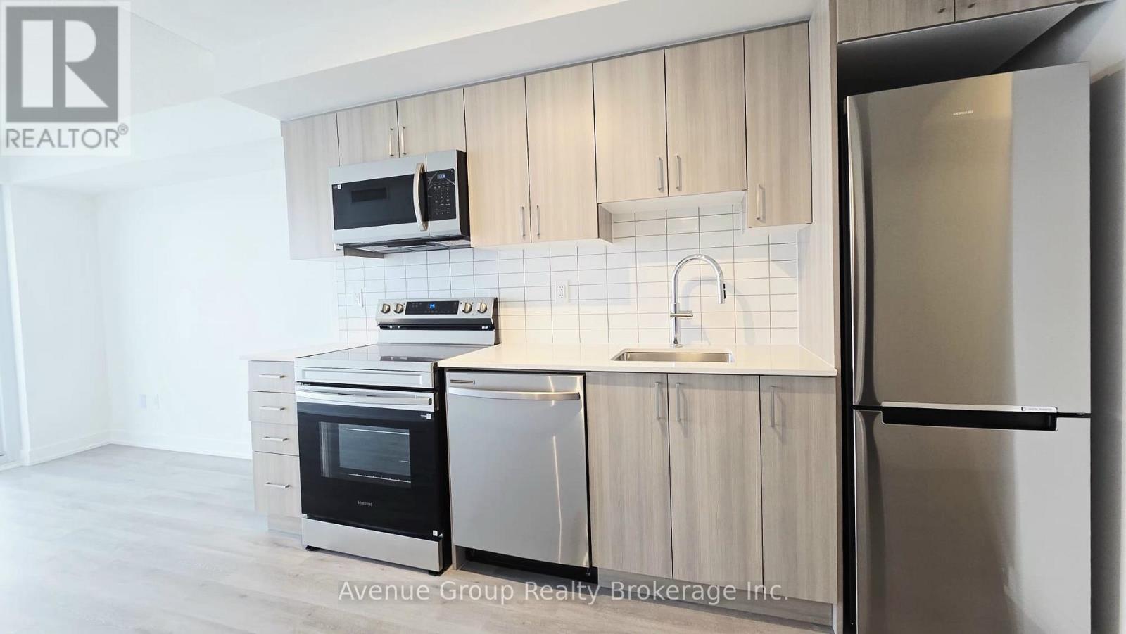 Lorem Ipsum Dolor Sit Amet,, Pickering, Ontario  L1W  - Photo 2 - DEMO29408001