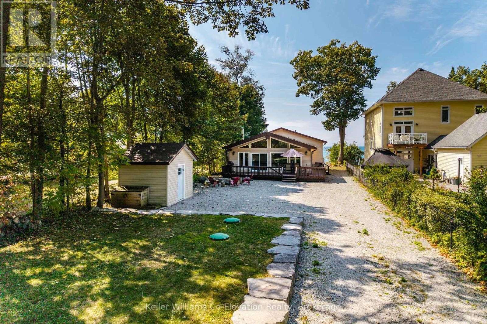 1948 Tiny Beaches Road South Road S, Tiny, Ontario  L0L 1P1 - Photo 7 - S12416254