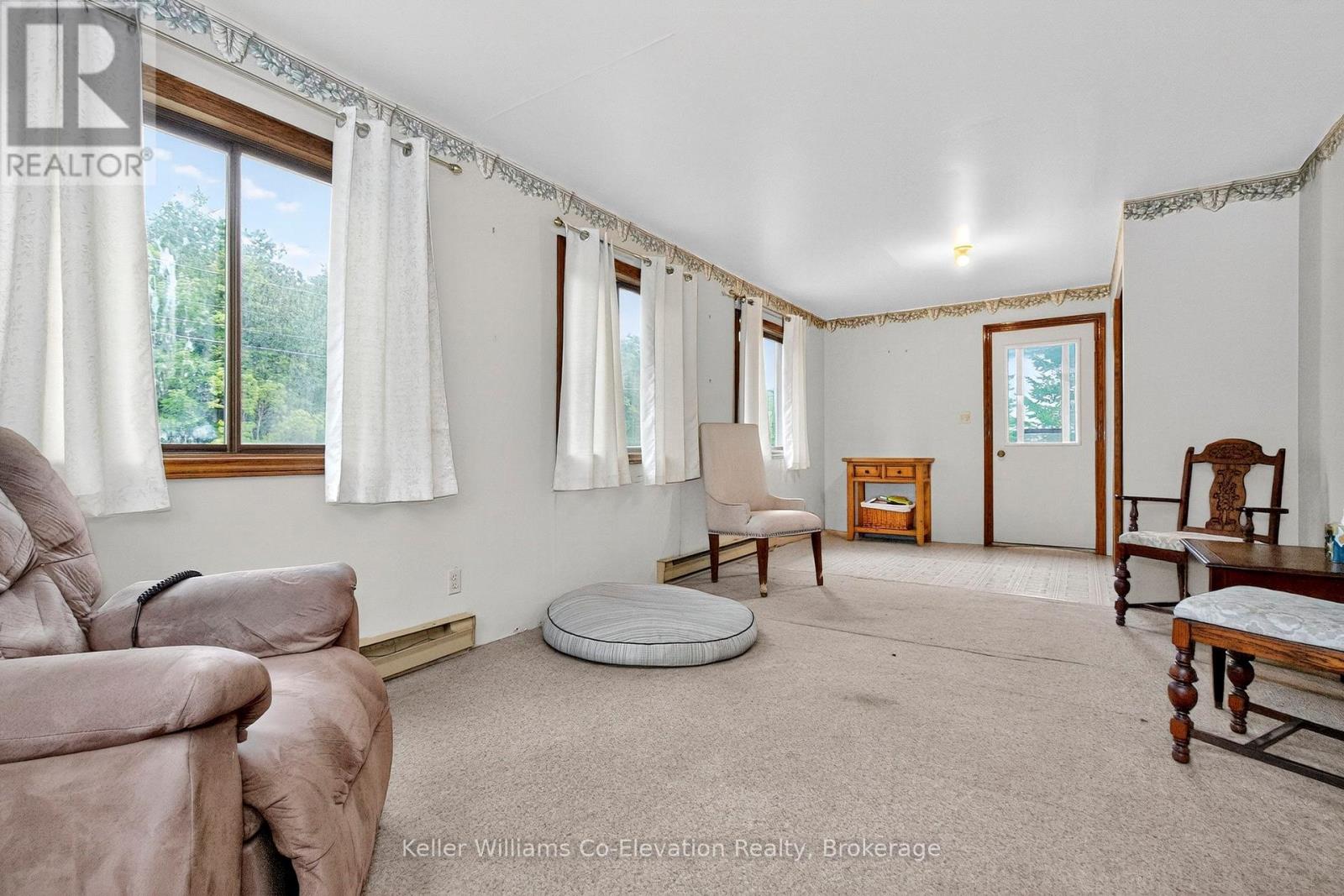 924 6 County Road S, Tiny, Ontario  L0L 2T0 - Photo 10 - S12601990