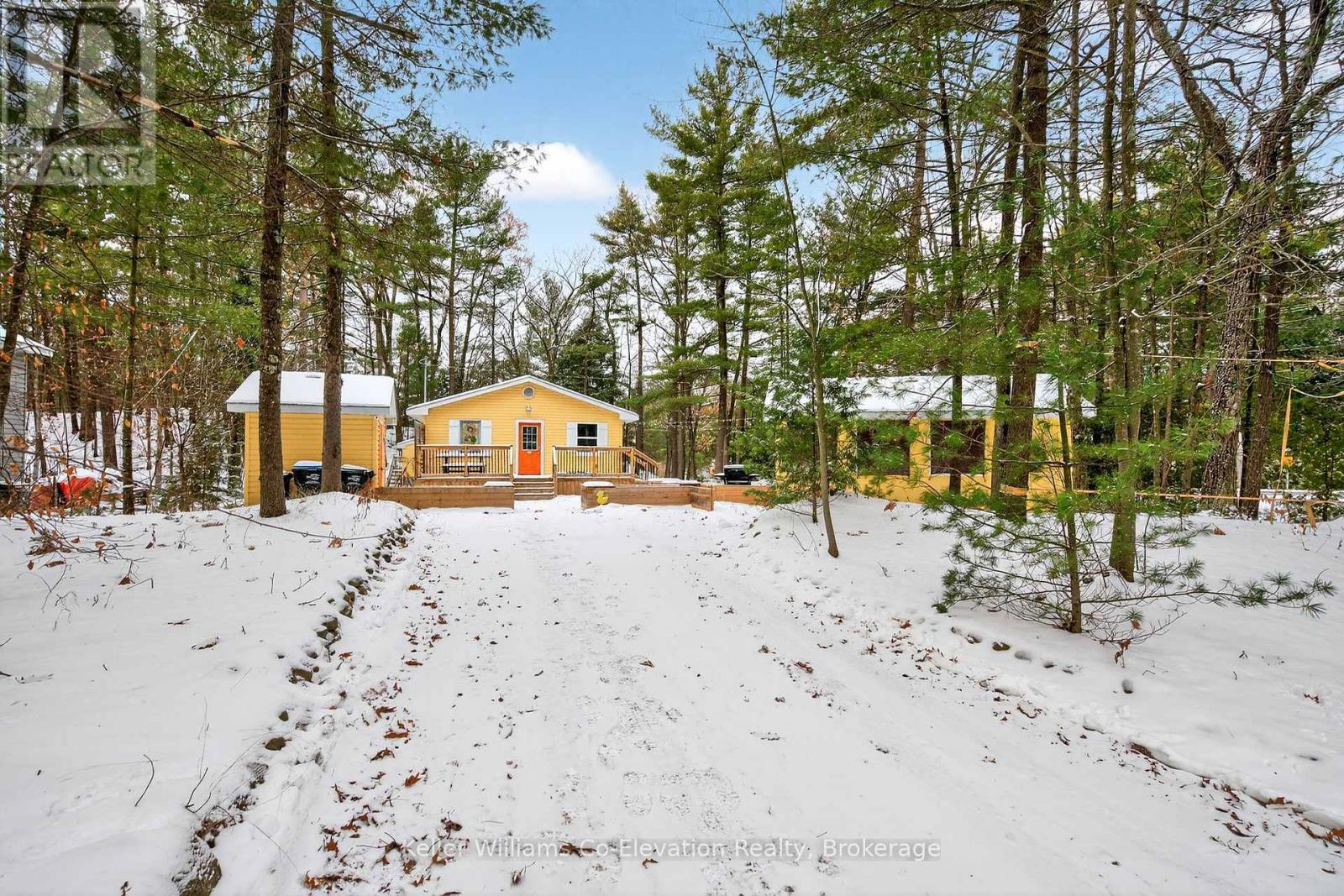 1326 Tiny Beaches Road N, Tiny, Ontario  L9M 0H3 - Photo 2 - S12602382