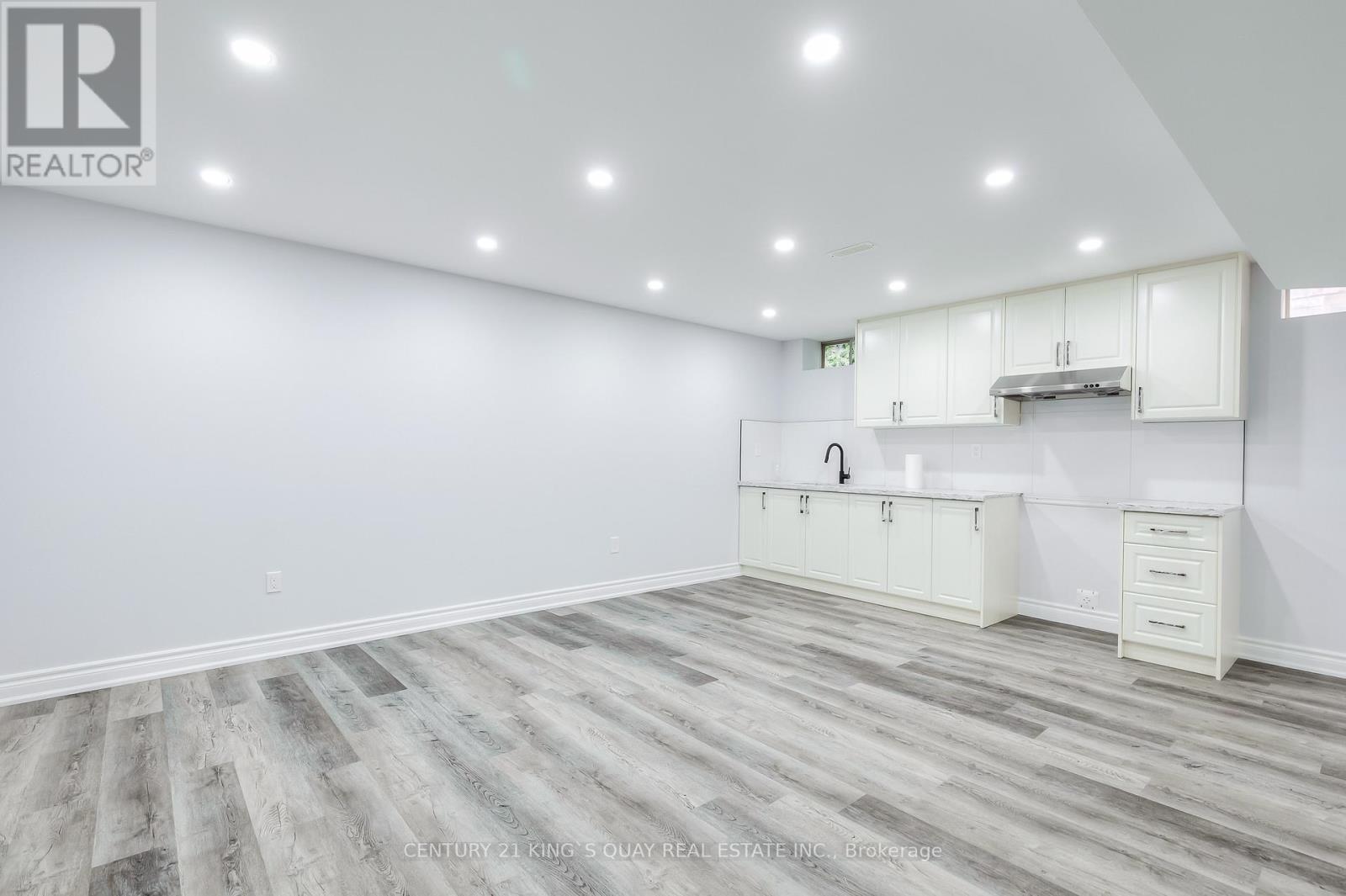 18 Manila Avenue, Markham, Ontario  L6C 0W1 - Photo 33 - N12827808