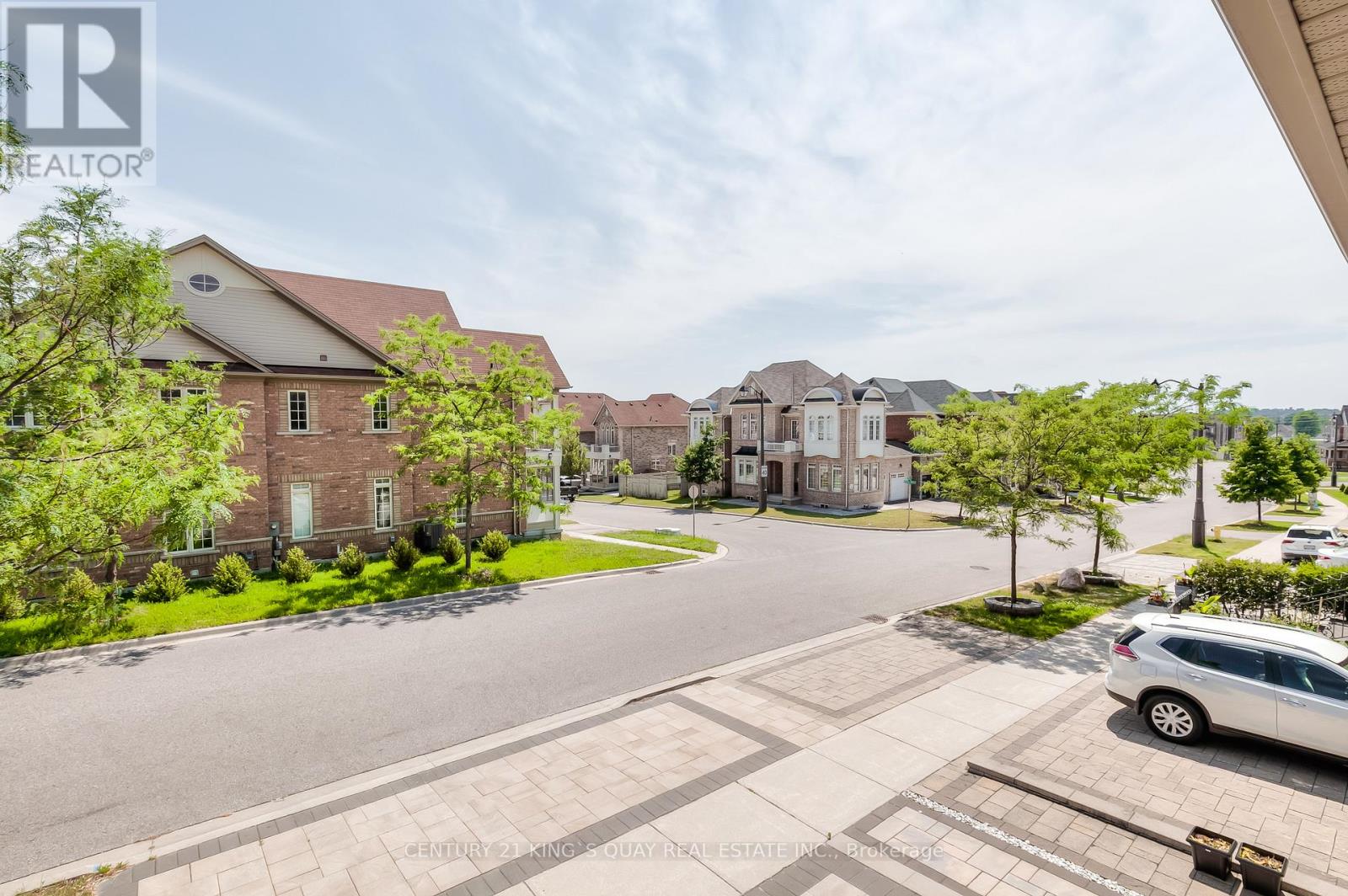 18 Manila Avenue, Markham, Ontario  L6C 0W1 - Photo 37 - N12827808