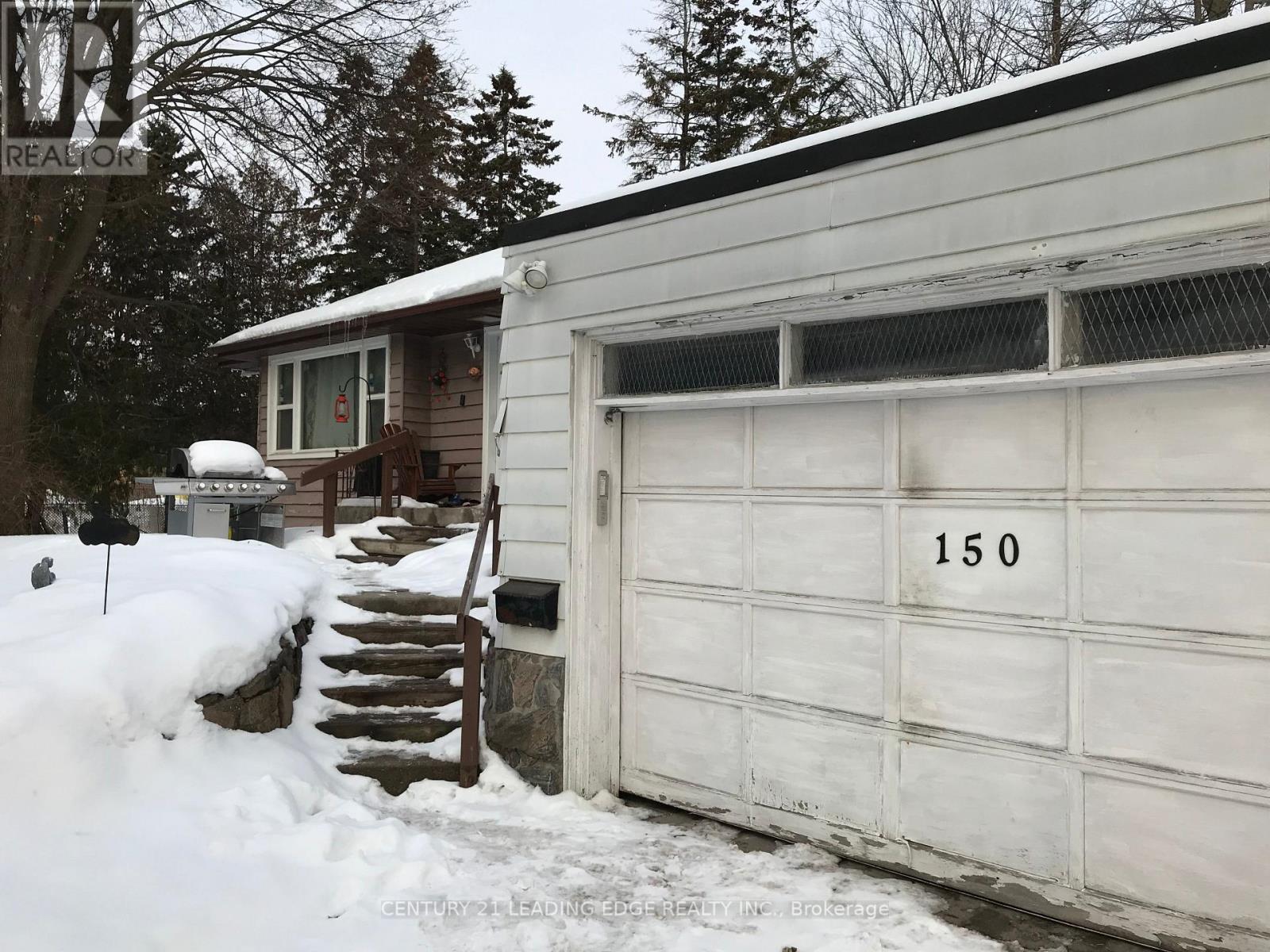 150 Doncaster Avenue, Markham, Ontario  L3T 1L3 - Photo 2 - N12827814