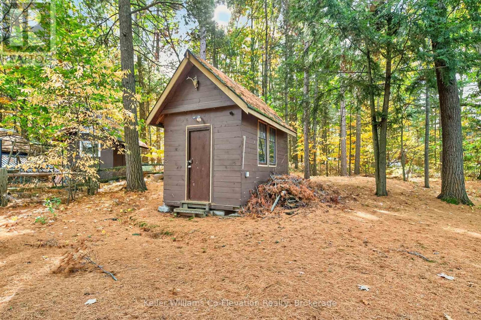 1950 Champlain Road, Tiny, Ontario  L9M 0B6 - Photo 26 - S12520550