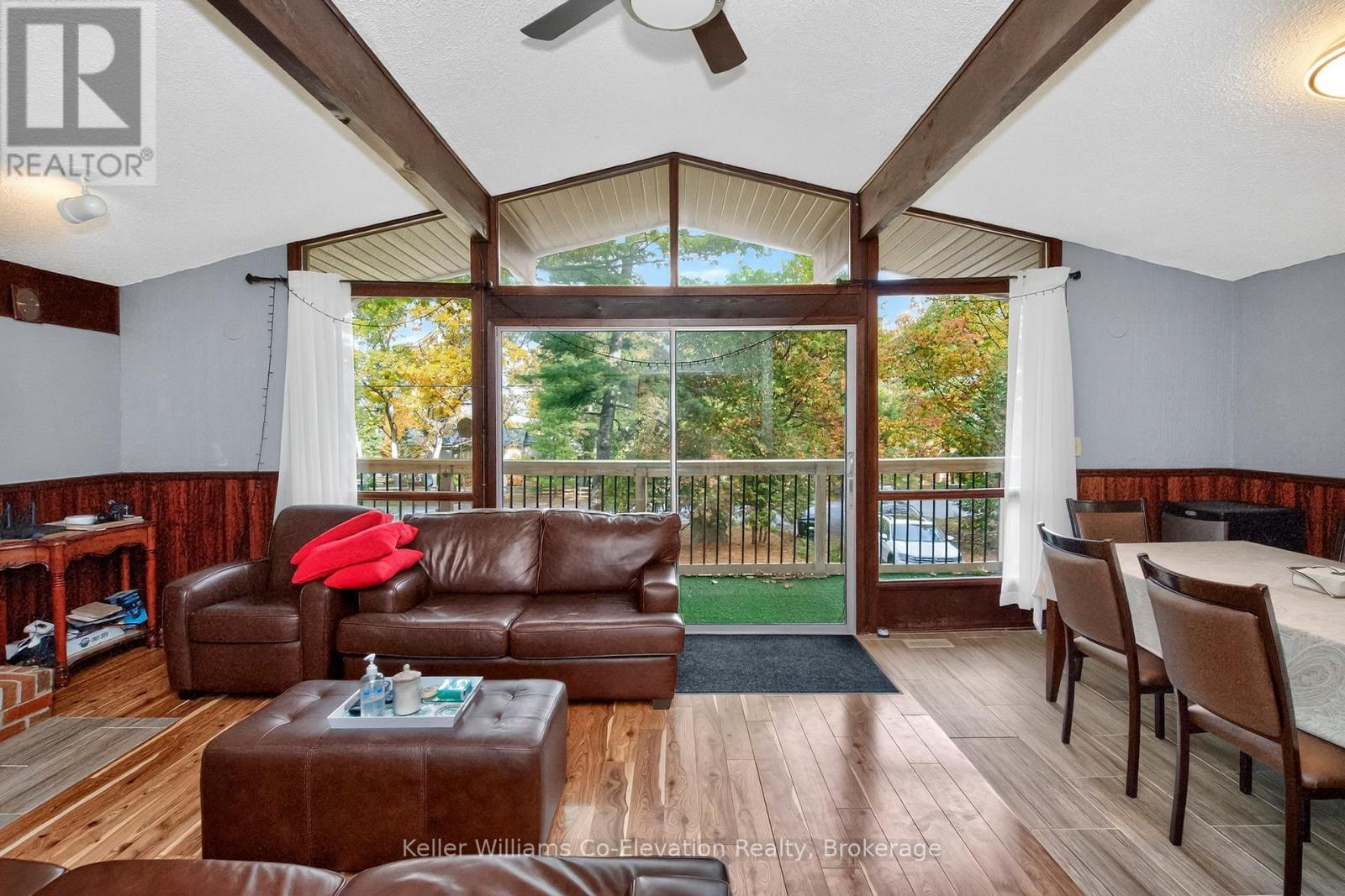 1950 Champlain Road, Tiny, Ontario  L9M 0B6 - Photo 4 - S12520550