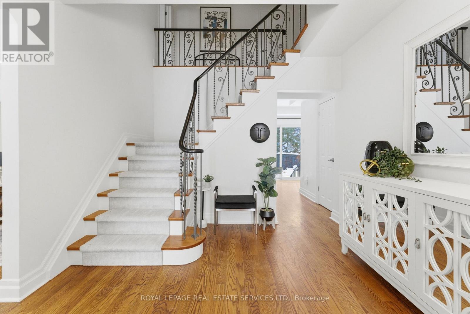 17 Elstree Road, Toronto, Ontario  M9A 3Y9 - Photo 5 - W12734488