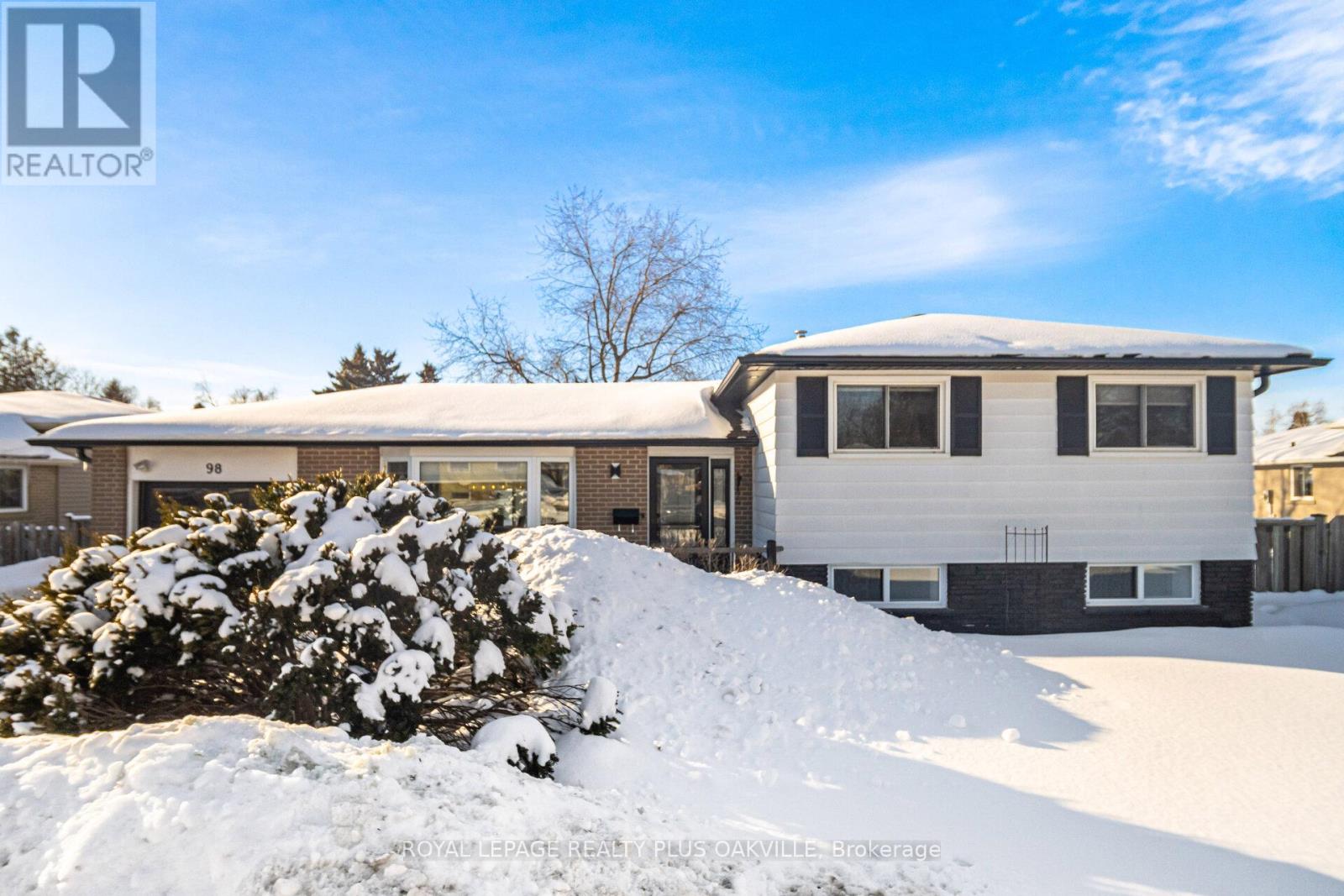 98 RUSTIC CRESCENT, Orangeville, Ontario