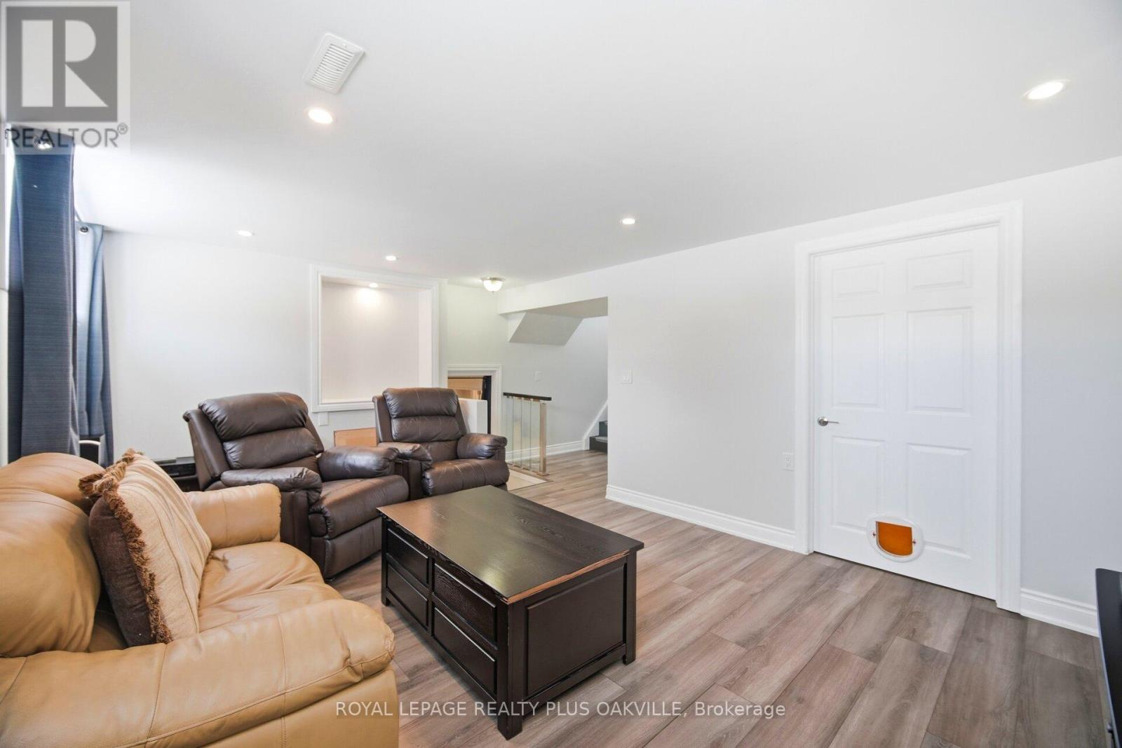 98 Rustic Crescent, Orangeville, Ontario  L9W 1S9 - Photo 34 - W12827644