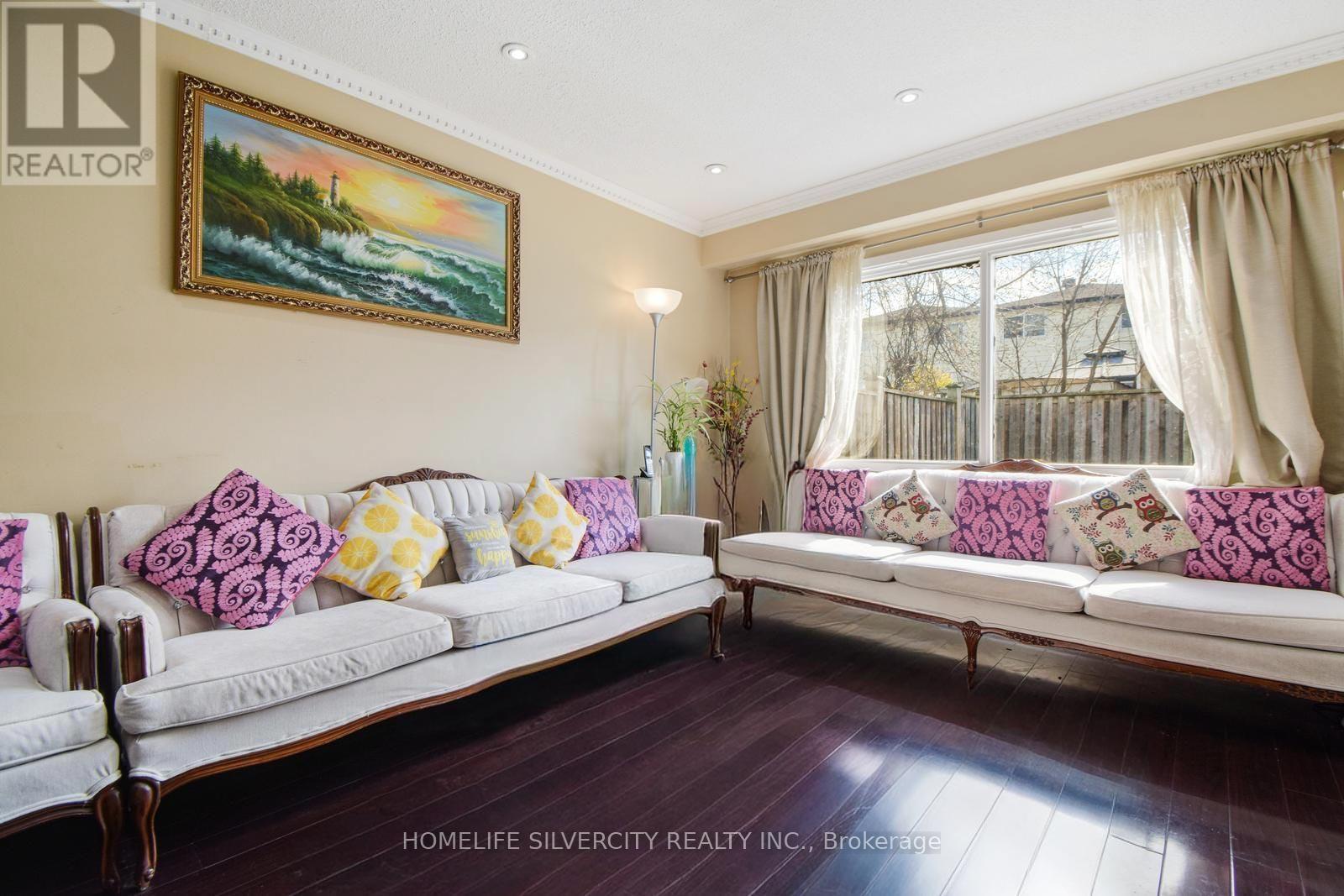 76 - 7500 GOREWAY DRIVE, Mississauga, Ontario