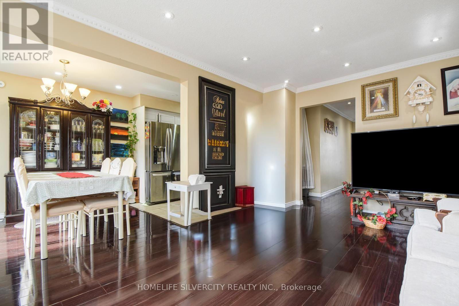 76 - 7500 Goreway Drive, Mississauga, Ontario  L4T 3C7 - Photo 2 - W12827648