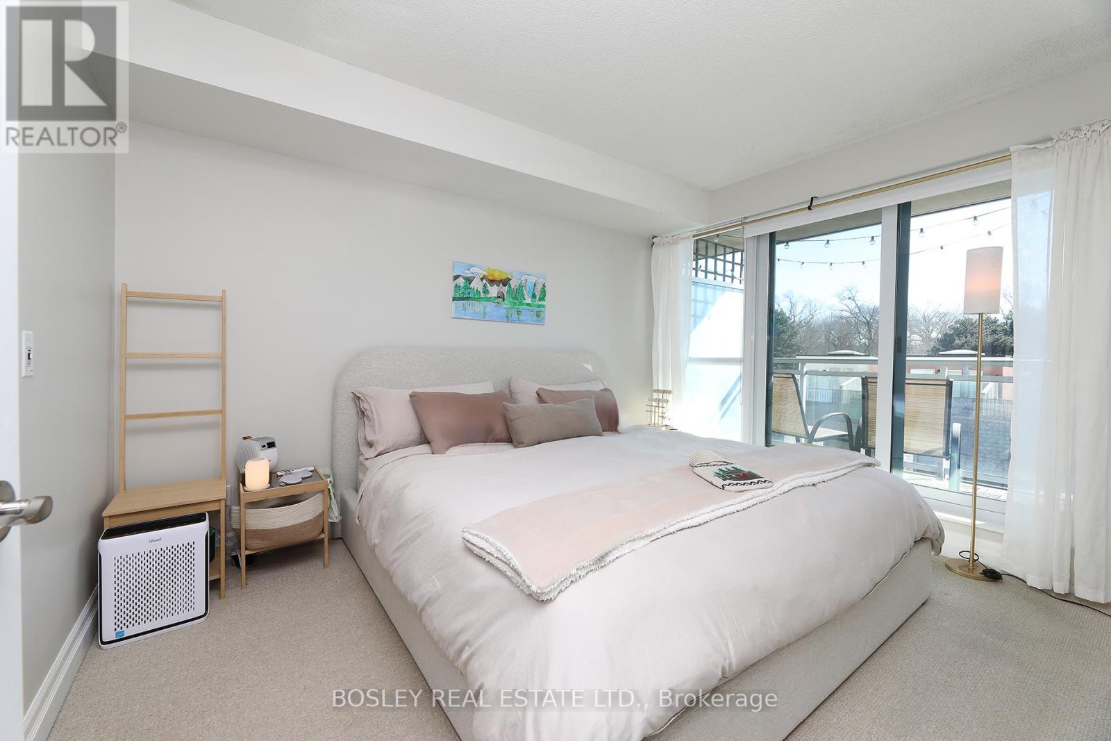 210 - 20 Gothic Avenue, Toronto, Ontario  M6P 1T5 - Photo 10 - W12827656