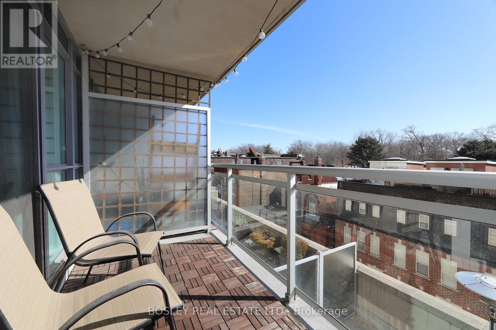 210 - 20 Gothic Avenue, Toronto, Ontario  M6P 1T5 - Photo 17 - W12827656