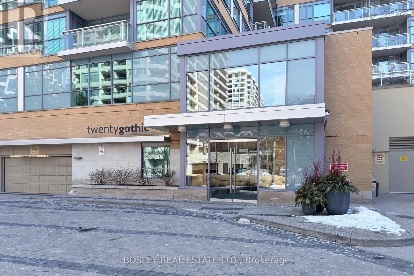 210 - 20 Gothic Avenue, Toronto, Ontario  M6P 1T5 - Photo 2 - W12827656