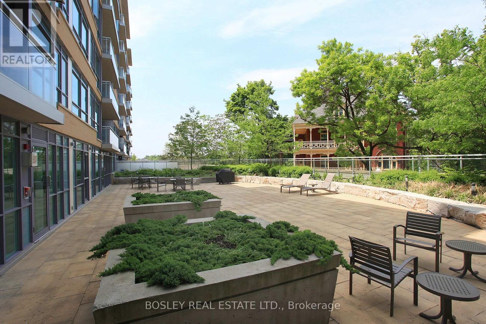 210 - 20 Gothic Avenue, Toronto, Ontario  M6P 1T5 - Photo 20 - W12827656