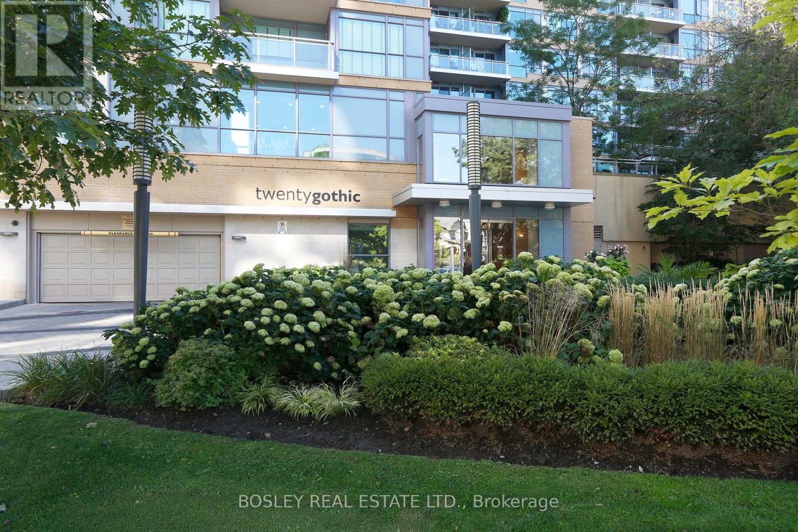 210 - 20 Gothic Avenue, Toronto, Ontario  M6P 1T5 - Photo 28 - W12827656