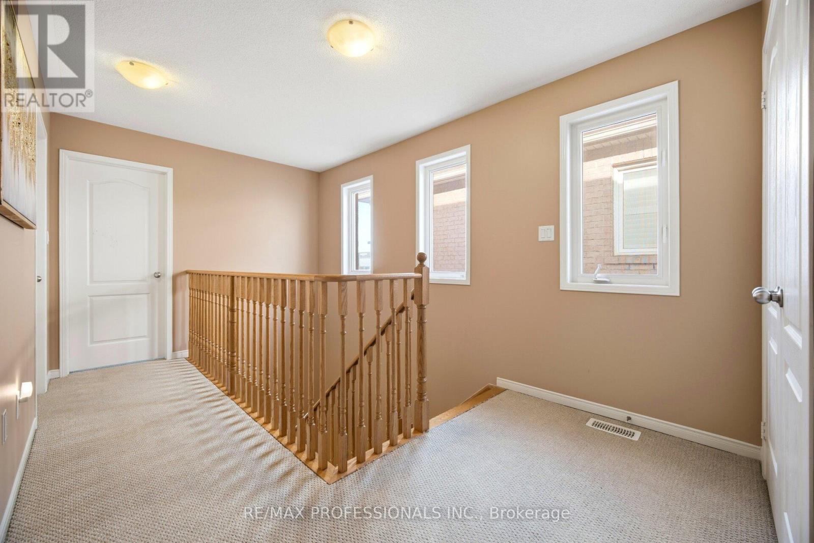56 Lightcatcher Circle, Brampton, Ontario  L6P 3P5 - Photo 22 - W12827680